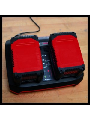 EINHELL AKUMULATORI 18V 2X3,0 AH+DUBULTAIS LĀDĒTĀJS PXC